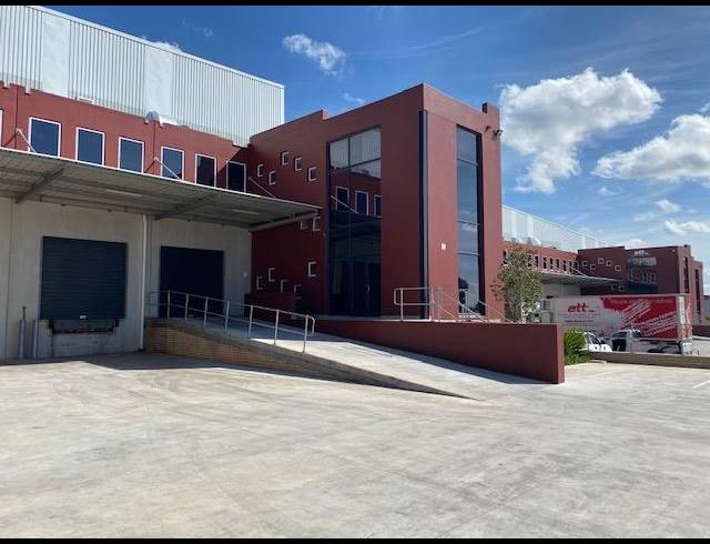 1,461M² WAREHOUSE TO LET IN BRACKENFELL SOUTH